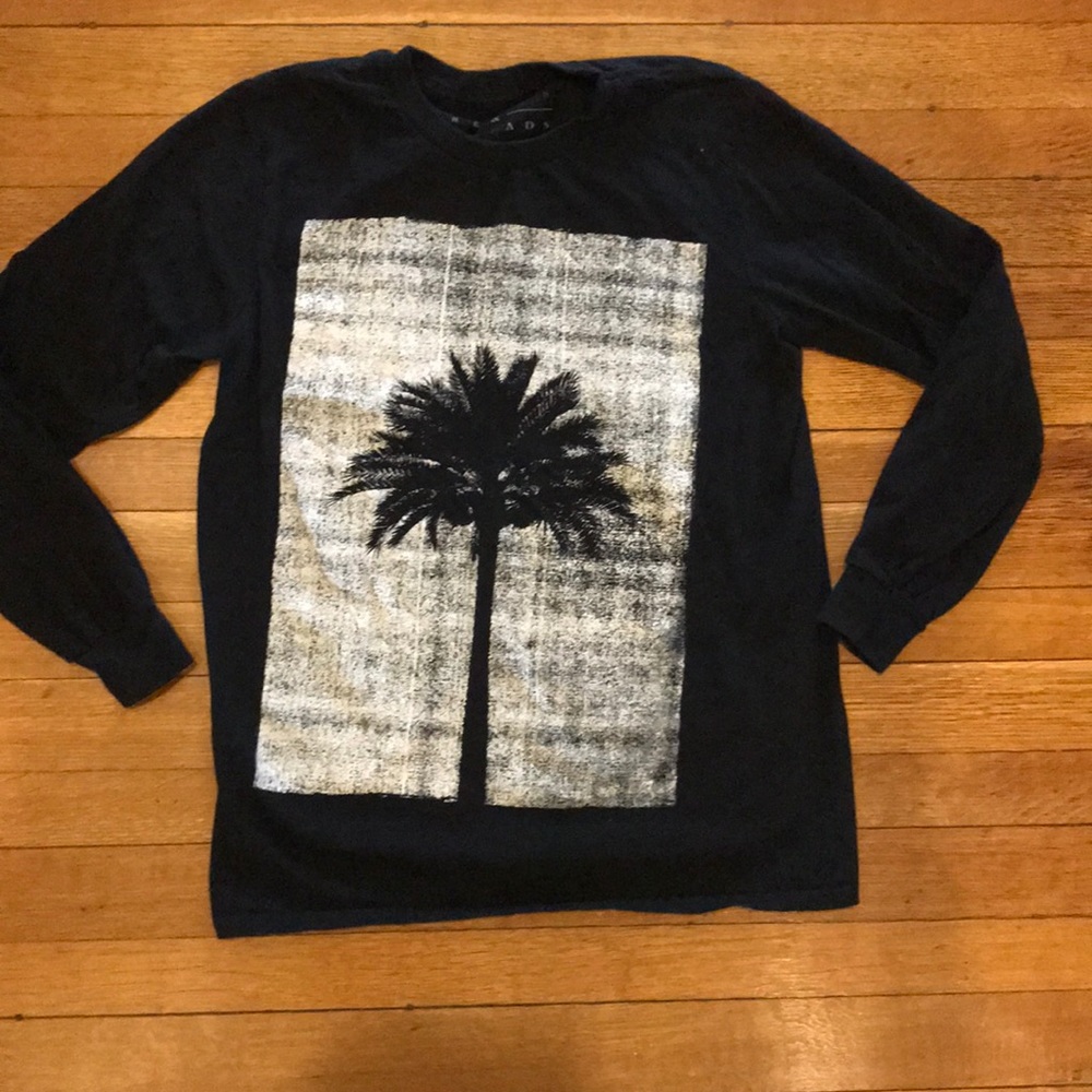 Long sleeve Rebels and Nomads worn once.